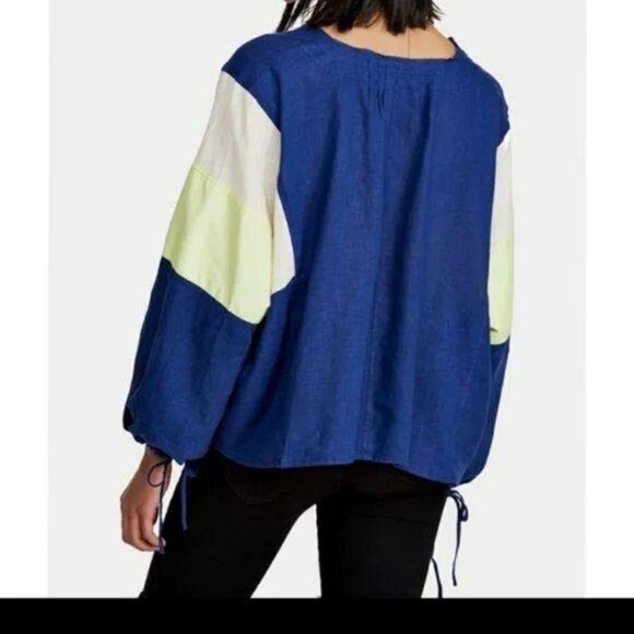 We the Free oversized color block blue yellow and white top. Small. - Picture 2 of 3